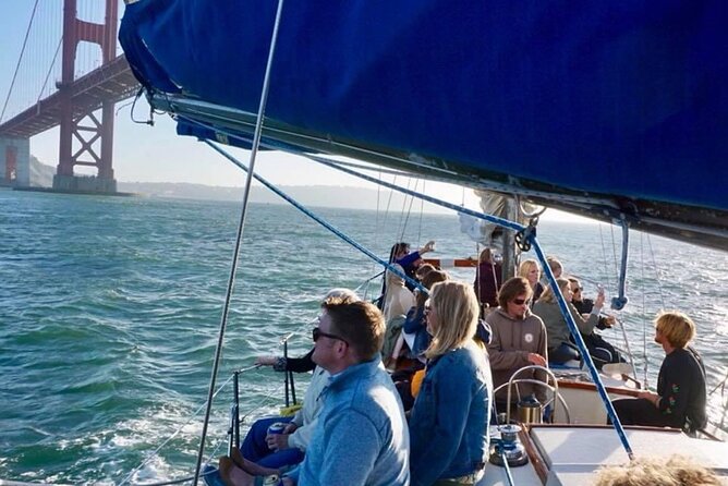 1.5-Hour San Francisco Bay Sailing Tour - Alcatraz and Angel Island: classic Bay drama from open water