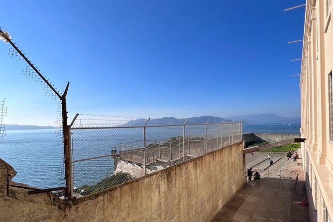 Alcatraz Plus San Francisco City Combo Tour - Chinatown via Dragon’s Gate: A Big Entrance Into a Small World