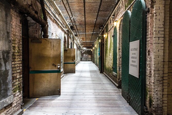 Alcatraz Prison Tour and Golden Gate Bridge Bay Cruise - Golden Gate Bridge Bay Cruise: What the 1-Hour Ride Gives You