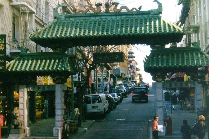 Chinatown Walking Tour: Food, History & Flavor - Dragon Gate to the first bites: the tour’s smart start