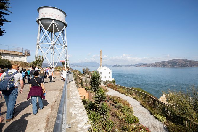 Combo Tour: Alcatraz Island and San Francisco Grand City Tour - Coach Tour Style: Fast, Structured, and Photo-Friendly