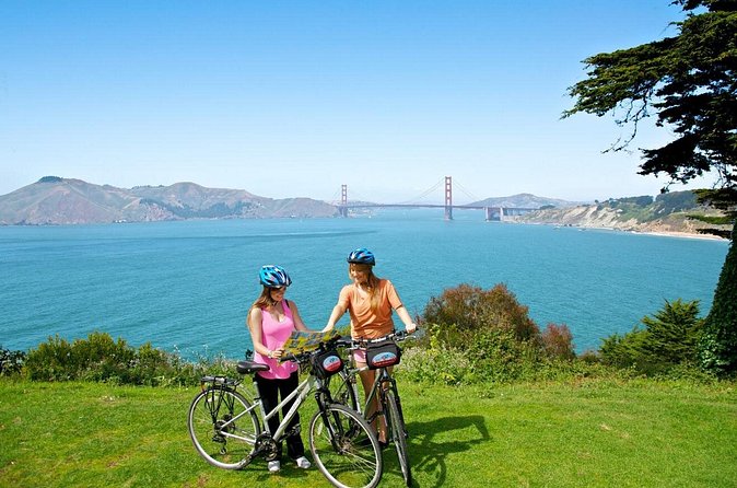 Electric Bike Tour De San Francisco - Golden Gate Bridge and Palace of Fine Arts: big views, quick context