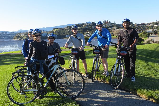 Golden Gate Bridge Guided Bicycle or E-Bike Tour from San Francisco to Sausalito - Fort Point: the setup before the Golden Gate crossing