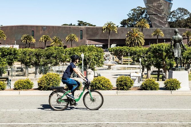 Golden Gate Bridge to Sausalito Self-Guided Bike Tour - The early miles: waterfront riding and classic neighborhoods