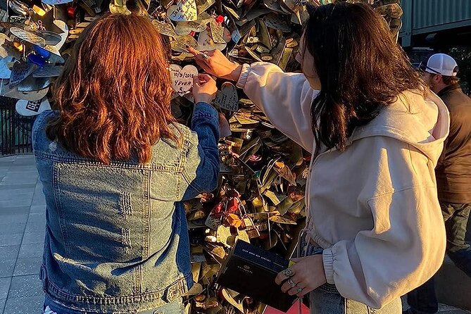 Outdoor Escape Room in San Francisco - SOMA/Embarcadero - Where you start: Lotta’s Fountain near Kearny Street