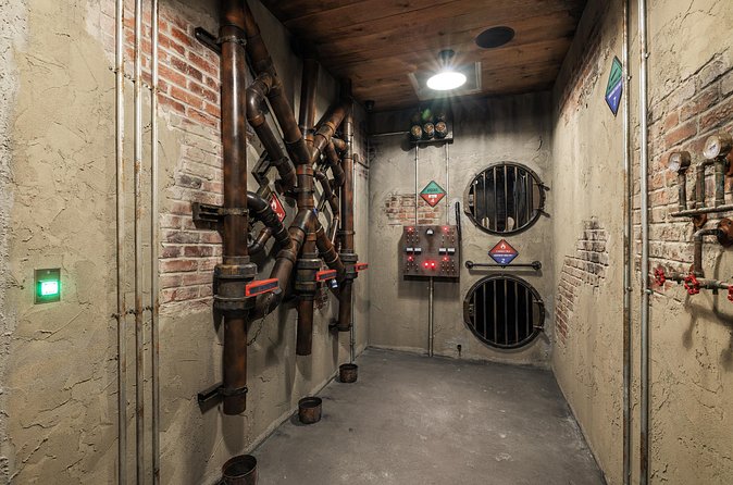 Prison Break Alcatraz Escape Room in Fisherman's Wharf - Not scary or dark, but still challenging