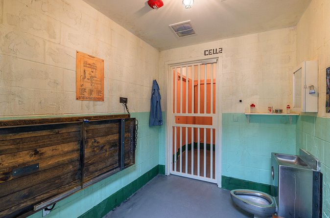 Prison Break Alcatraz Escape Room in Fisherman's Wharf - Price in perspective: is $45.99 worth it?
