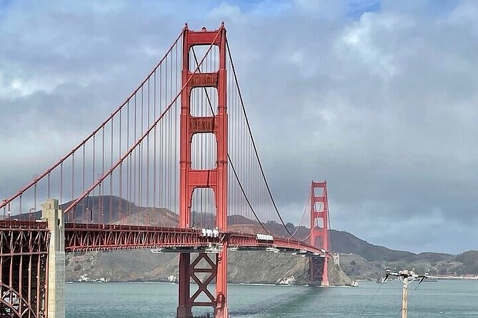Private 2-Hour Alcatraz App Guided Tour - Pier 33 Ferry Ride: Views, Timing, and Seat Tactics