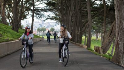 San Francisco: 1 Day Self Guided Bike Rental - Getting set up: custom fit, helmet, lock, and local info