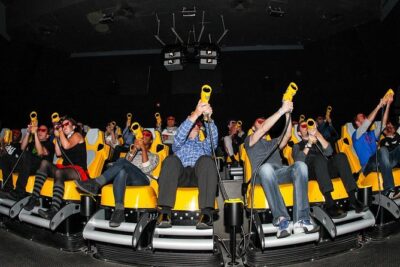San Francisco - 7D Ride Experience at PIER 39 - Inside the 20-seat DarkRide XD theater: how the game flows