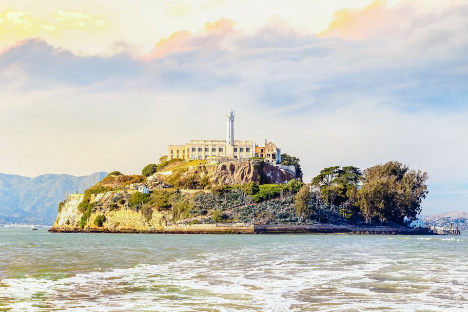 San Francisco: Alcatraz, Fisherman’s Wharf & Optional Extras - Optional One-Hour Bay Cruise Past the Golden Gate Bridge: More Views, Less Effort