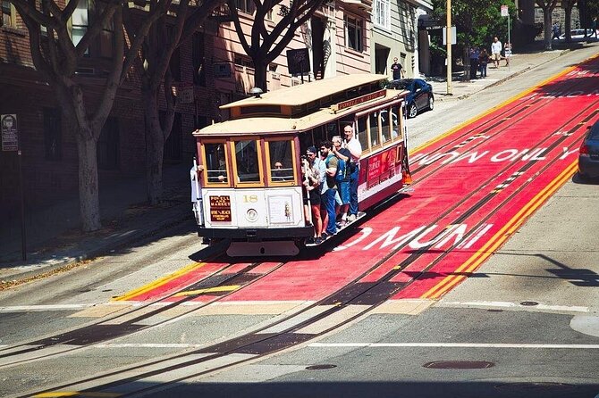 San Francisco: Cable Car Audio Tour with Entrance Ticket - Key things to know before you go