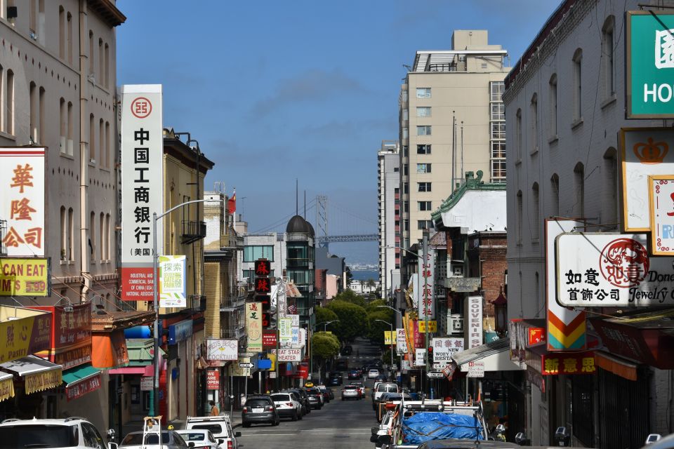 San Francisco: Chinatown Food and History Walking Tour - The guide factor: why Joseph-style expertise changes the tour