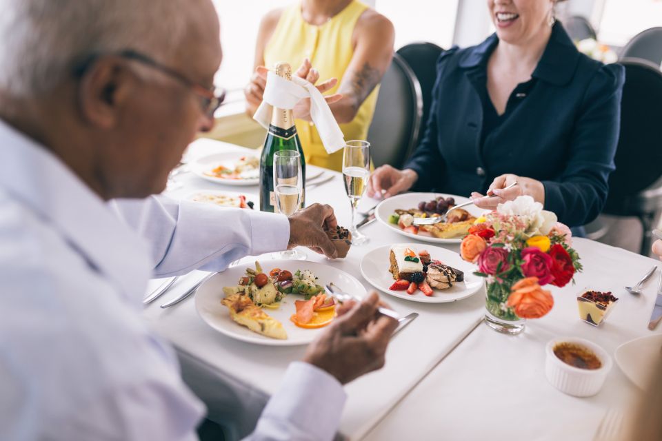San Francisco: City Cruises Premier Brunch or Dinner Cruise - The Meal Setup: Buffet Stations vs 3-Course Plated Dinner