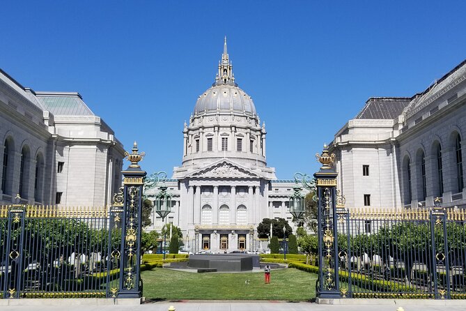 San Francisco City Small Group Morning Tour - Downtown First: Dewey Monument, Department Stores, and Upscale SF