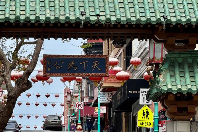 San Francisco City Tour in EV Volkswagen Van - Haight-Ashbury to Twin Peaks: Counterculture Streets and Big Views