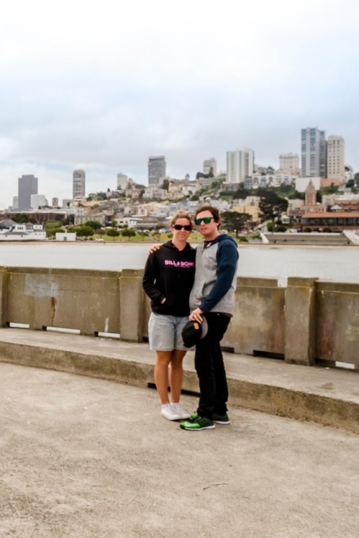 San Francisco: Golden Gate Bridge and Sausalito Cycling Tour - Marina District and Palace of Fine Arts: pretty scenery with context