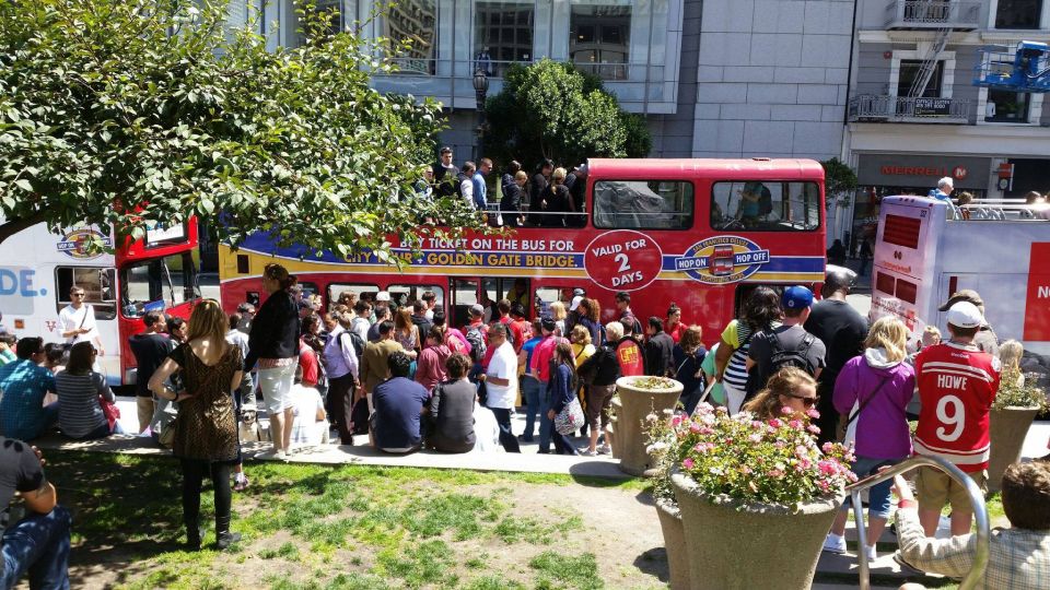 San Francisco: Hop-On Hop-Off Deluxe Bus Tour with 20 Stops - The On-Board Experience: Live Guide, Wi-Fi, and Audio App