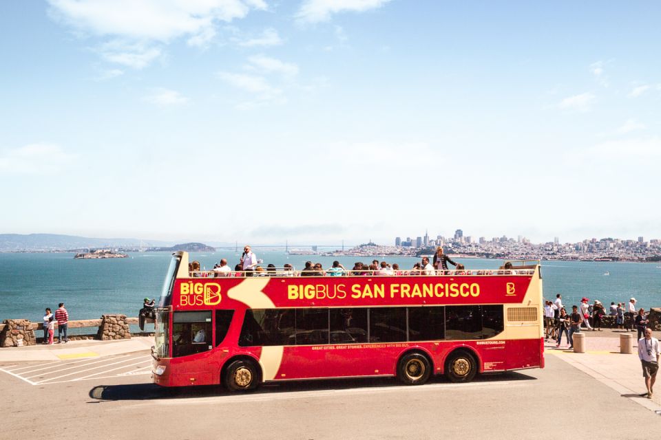 San Francisco: Hop-On Hop-Off Open-top Sightseeing Tour - Embarcadero, Union Square, and the MoMA area: downtown without the wandering