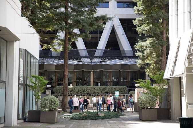 San Francisco in One Day - Grace Cathedral’s short stop: worth it if you plan for admission
