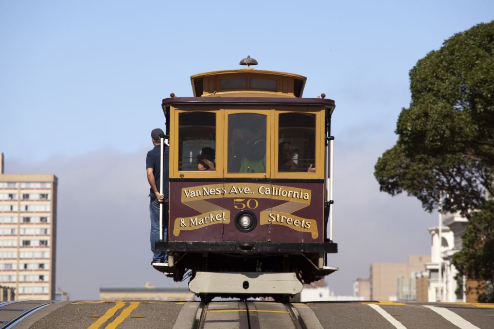 San Francisco Morning City Tour & Afternoon Alcatraz Ticket - Crossing the Bay: Pier 33 Ferry to Alcatraz Island