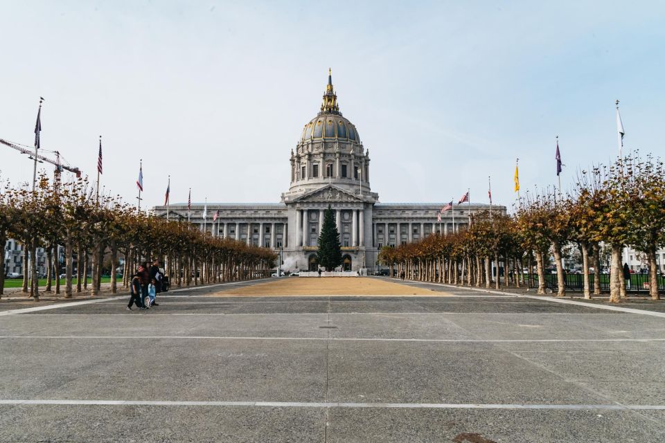 San Francisco: Movie Filming Locations Bus Tour - Alamo Square to Haight-Ashbury: Victorian Color and Counterculture on Screen