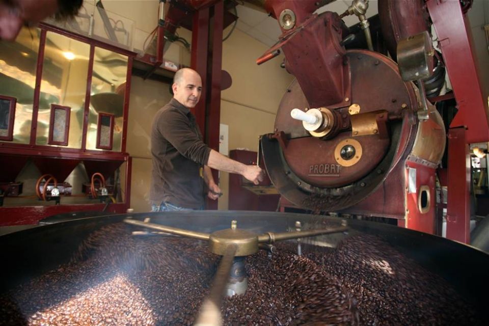 San Francisco: North Beach and Little Italy Food Tour - Bread and chocolate: the sensory stops that turn a walk into a memory