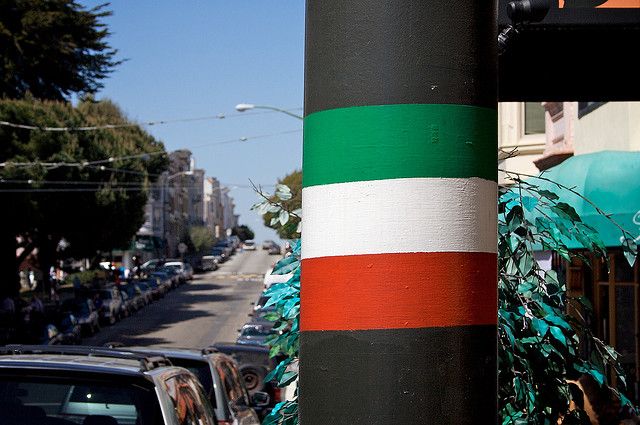 San Francisco: North Beach and Little Italy Food Tour - Meeting point at Columbus and Green: start where the neighborhood opens up