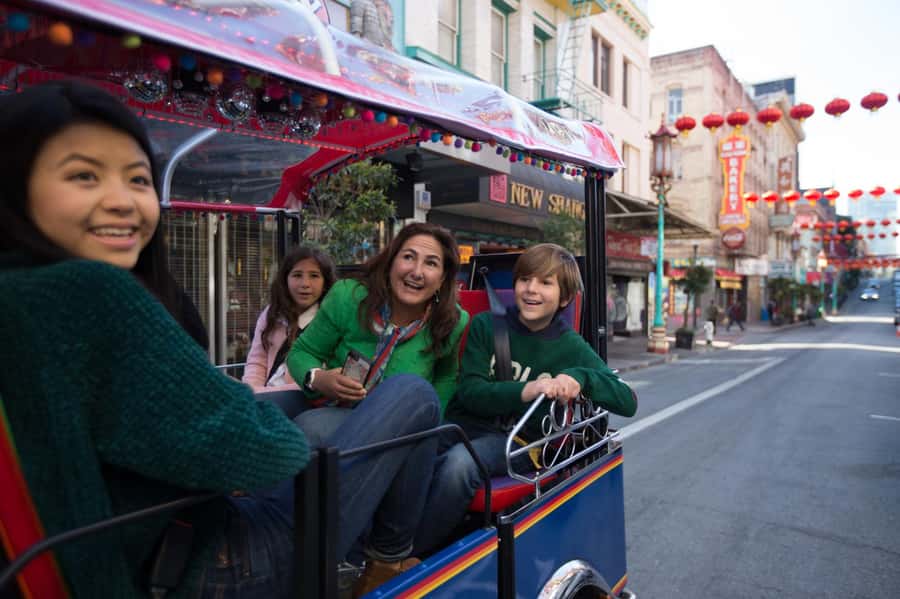 San Francisco: Private City Tour by Electric Tuk-Tuk - Union Square: quick, central, and useful