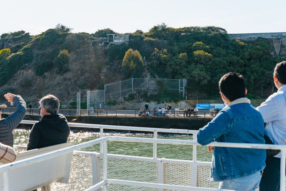 San Francisco: Skip-the-Line Escape from The Rock Bay Cruise - Audio Guide and Narration: How to Hear the Stories Clearly