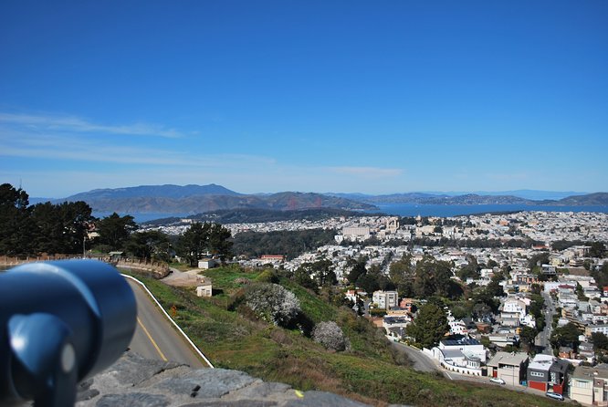 San Francisco Super Saver: Grand City Tour plus Muir Woods & Sausalito Day Trip - Sausalito: a pretty waterfront stop with a clock