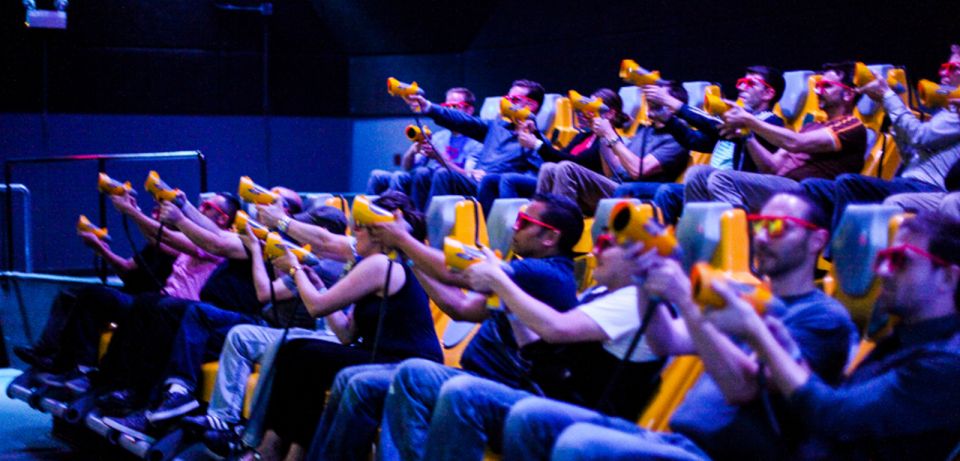 San Francisco: The Flyer & 7D Experience Combo - The Flyer: from safety video to 3D flight over SF icons