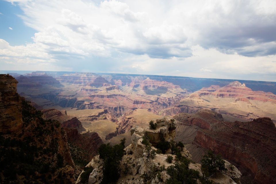 San Francisco: Yosemite, Las Vegas, Bryce & Zion, 6-Day Tour - The Long Jump to Las Vegas: Desert Scenery and a Strip Tour With Big-Name Context