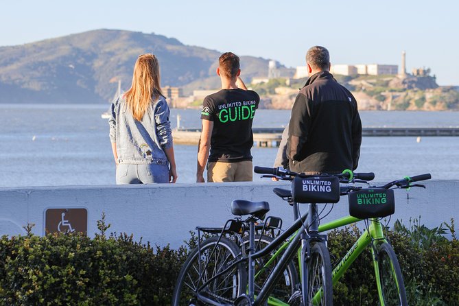 Scenic Golden Gate Bridge to Sausalito Bike Tour - Palace of Fine Arts and Crissy Field: Two Photo Stops That Feel Like Bookends